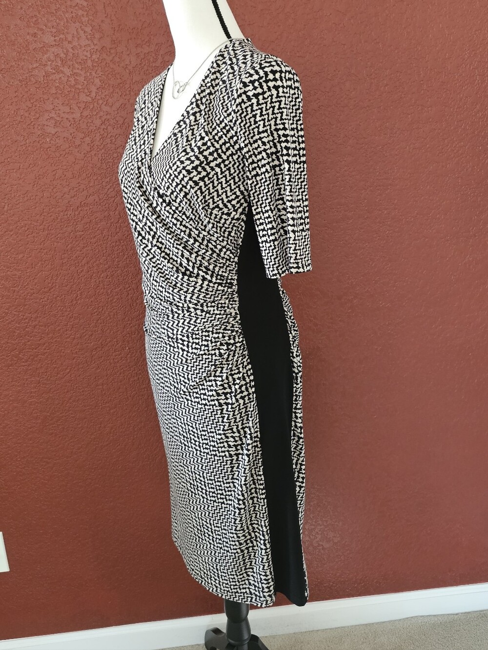 Ralph Lauren Black and White Printed Sheath Dress - Picture 4 of 7